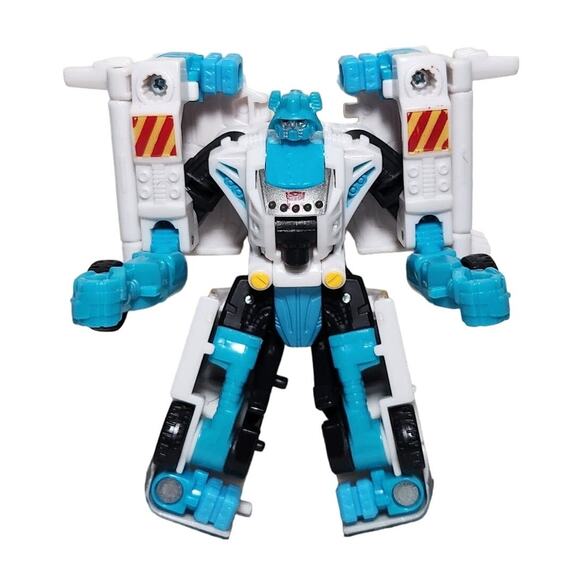 Transformers Ratchet Ambulance Car Rescue Bot Takara Hasbro Loose Pre-owned - Picture 1 of 8